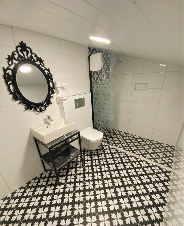 Cunda Kordon Otel Ayvalı Exteriör bild