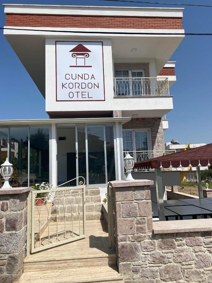 Cunda Kordon Otel Ayvalı Exteriör bild
